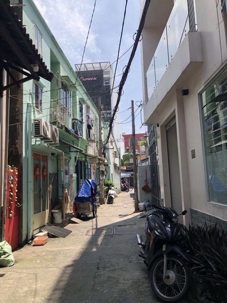 CĂN HỘ DỊCH VỤ- PHÙ HỢP VỪA Ở VỪA CHO THUÊ - DÒNG TIỀN 35 TRIỆU/THÁNG - GIÁP PHÚ NHUẬN- NGAY CHỢ HOÀNG HOA THÁM