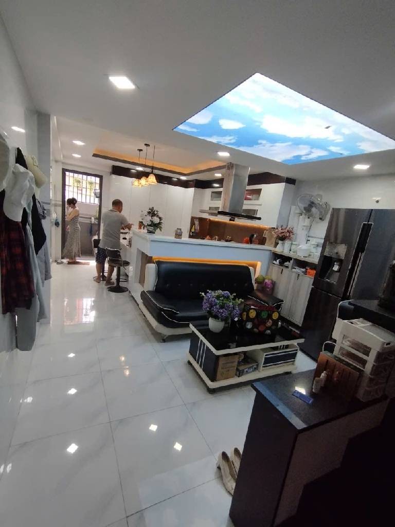 Nhà Huỳnh Thị Hai. 74m2. Hẻm xe hơi. Trung Mỹ Tây. 4x19. Giá 6.9 tỷ