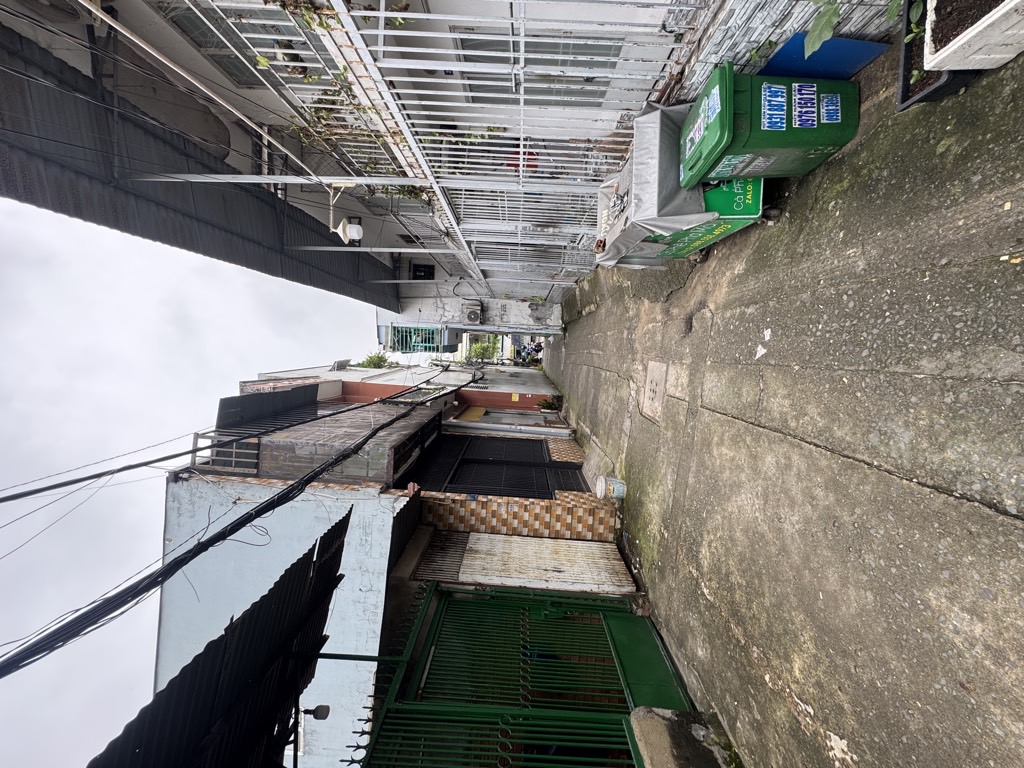 Nhà.  Song Hành. 93.6. Số tầng 1. Trung Mỹ Tây. 4.5x21. Giá 4.75 tỷ