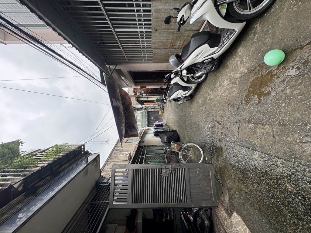 Nhà.  Song Hành. 93.6. Số tầng 1. Trung Mỹ Tây. 4.5x21. Giá 4.75 tỷ