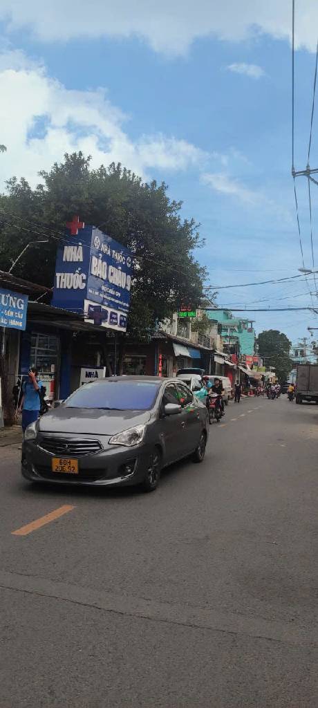 Bán nhà đẹp.  TTN.05 quận 12. DT. 45m2. 4.2m x 11m.2 lầu. Giá 4.45 tỷ