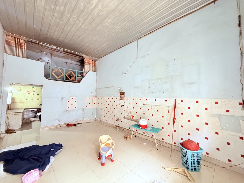 Bán nhà TTN. 11, Q 12. 45m2. 3.9m x 11.5m. Hẻm ôtô né. Giá 4.7 tỷ