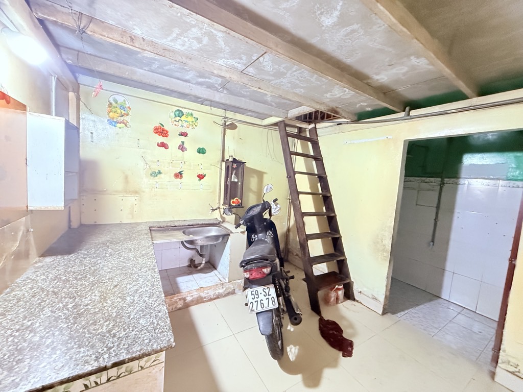 Bán nhà TTN. 11, Q 12. 45m2. 3.9m x 11.5m. Hẻm ôtô né. Giá 4.7 tỷ