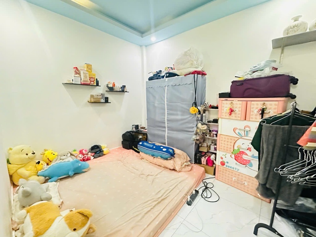 Bán nhà 2 tầng. Nguyễn Sĩ Sách, phường 15,quận Tân Bình. 30m2. NHỈNH 3 tý