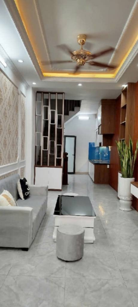 Bán nhà ngõ 649 đường LĨnh nam