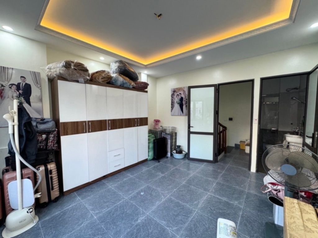 Bán nhà ngõ 467 lĩnh nam