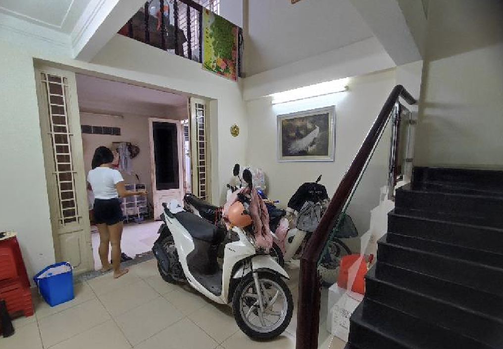 CẦN BÁN CĂN NHÀ 4 TẦNG KHU TRUNG TÂM Q3