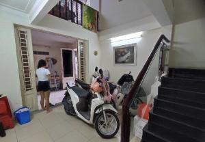 CẦN BÁN CĂN NHÀ 4 TẦNG KHU TRUNG TÂM Q3