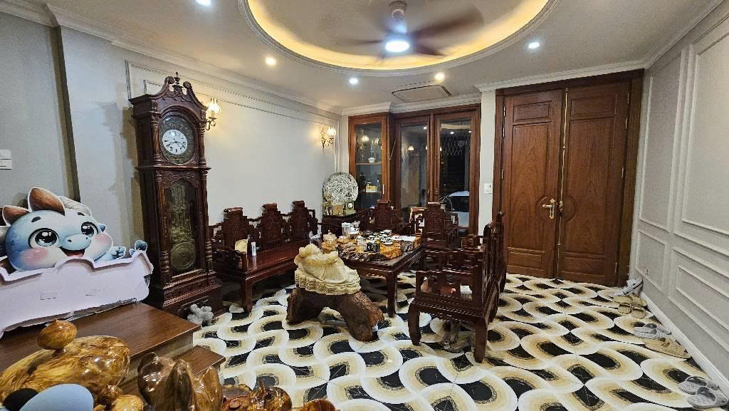 Bán liền kề Tổng Cục 5, Yên Xá, 100m2, 5 Tầng, Ô tô tránh