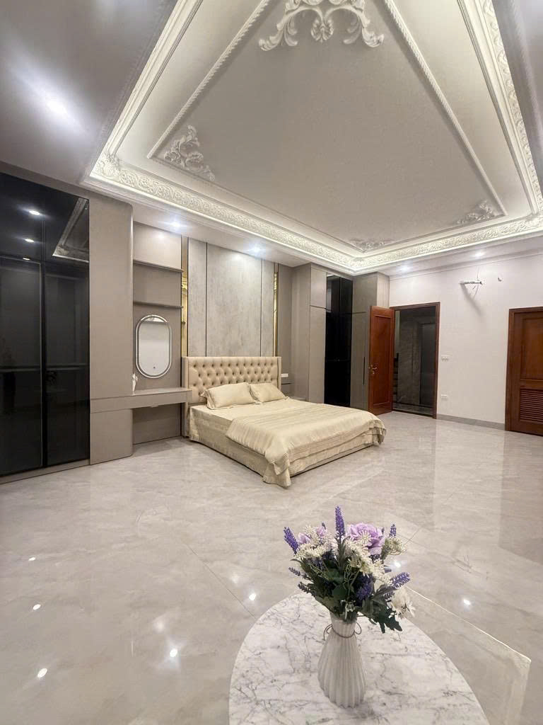 Bán Biệt Thự 508m2, 4 Tầng, 25m mặt phố Nguyễn Duy Trinh, Linh Đàm