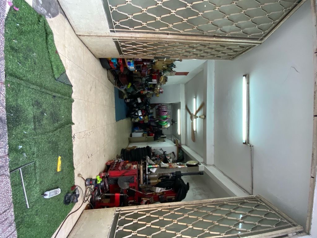 Em Đã Hiếm- Mà Còn Làm Nơi KD