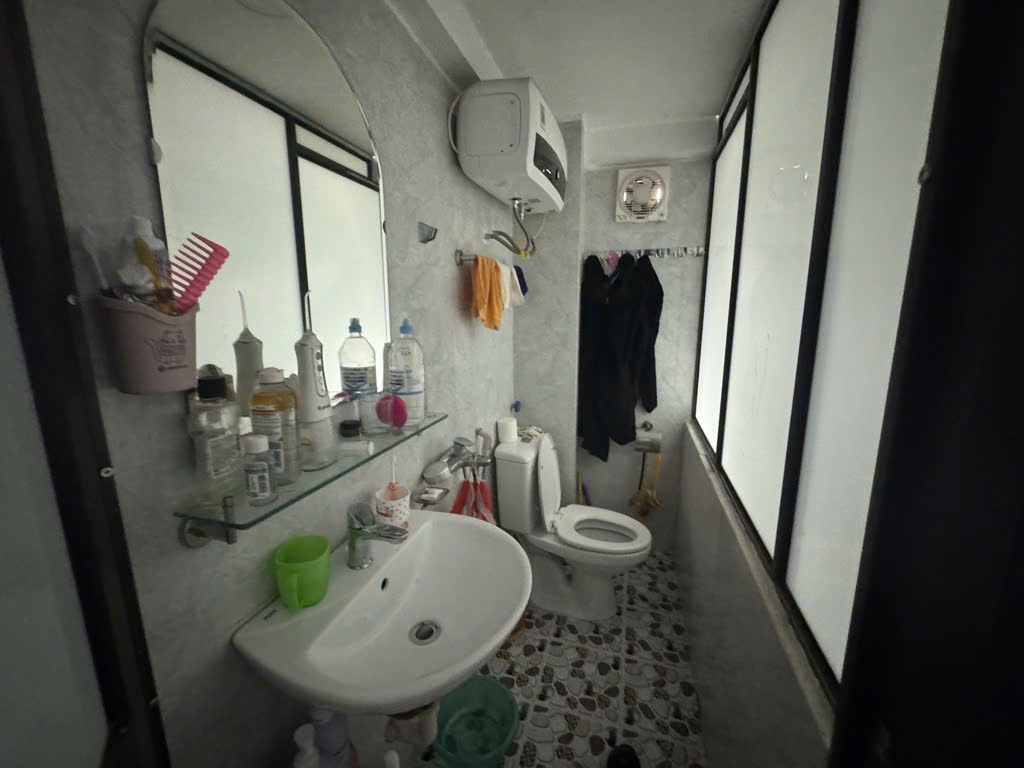 lô kinh doanh gần ngã tư sở