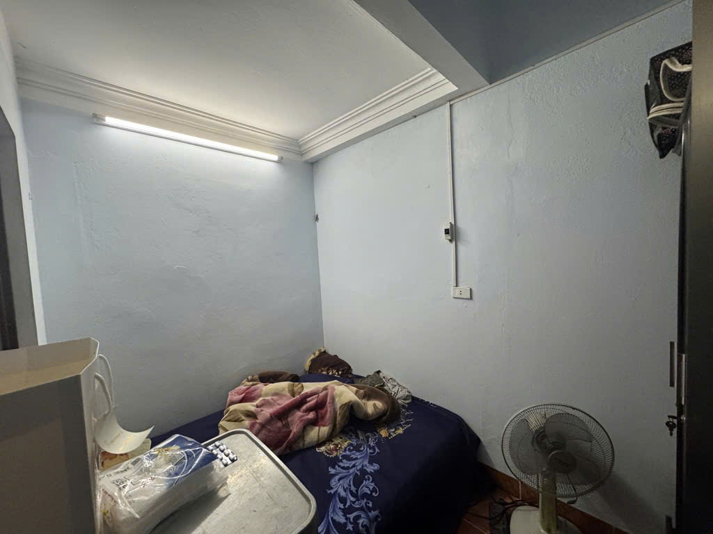 lô kinh doanh gần ngã tư sở