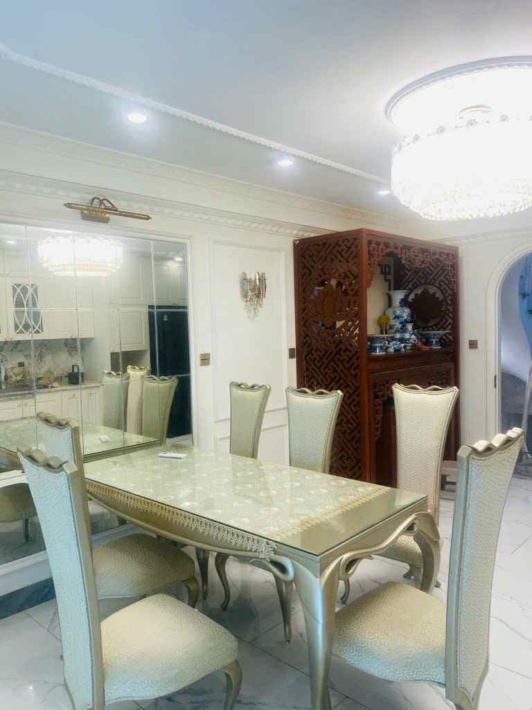 BÁN NHÀ HOÀNG HOA THÁM 41m2 x 7 tầng TẶNG NỘI THẤT TIỀN TỶ