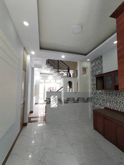 NHÀ 2 MẶT TIỀN - ĐƯỜNG XE TẢI TRÁNH - NỞ HẬU 8M - GIÁ NHỈNH 9 TỶ