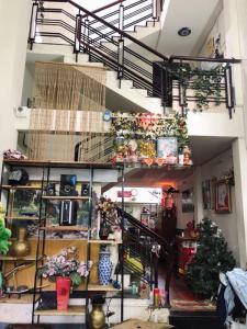 NHÀ KẾT CẤU 3 TẦNG - HẺM ÔTÔ TRÁNH - GIÁ NHỈNH 6 tỷ