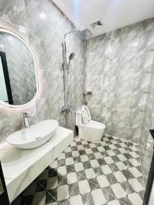 NHÀ ĐẸP TRẦN QUỐC VƯỢNG