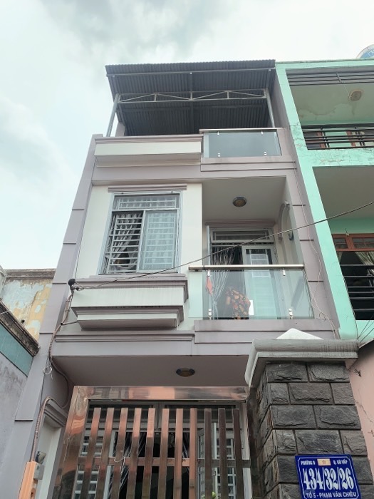 Bán nhà Phạm Văn Chiêu giá hời