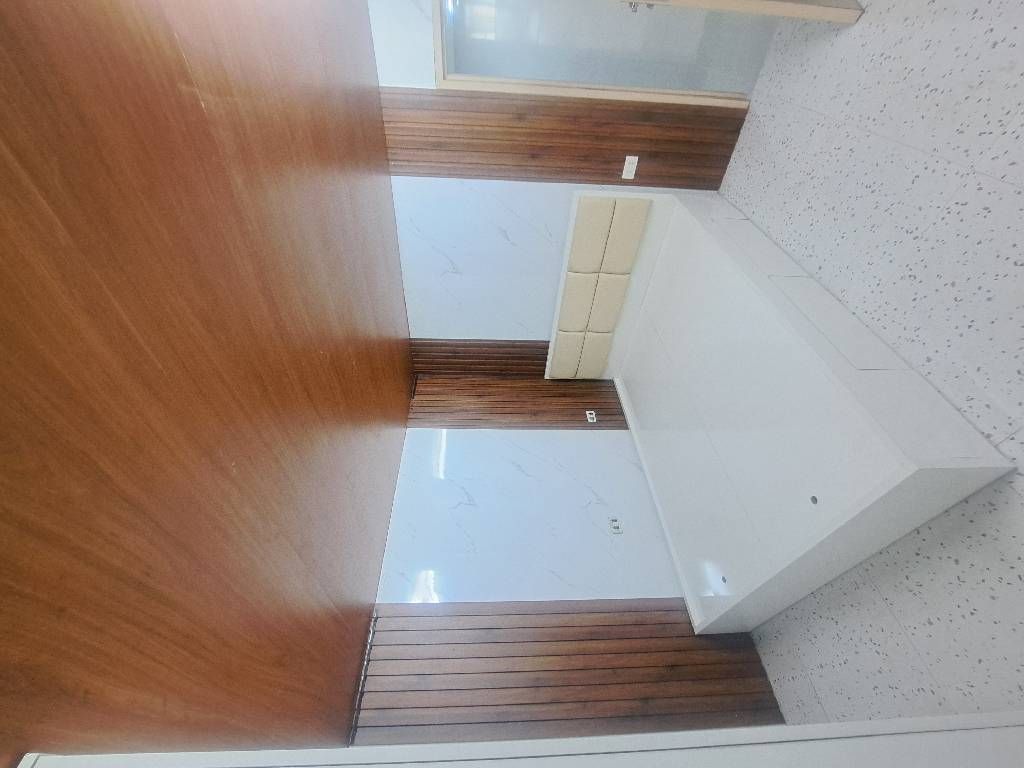 Nhà 4 tầng phố Tân Mai, nội thất mới đầy đủ vào ở ngay