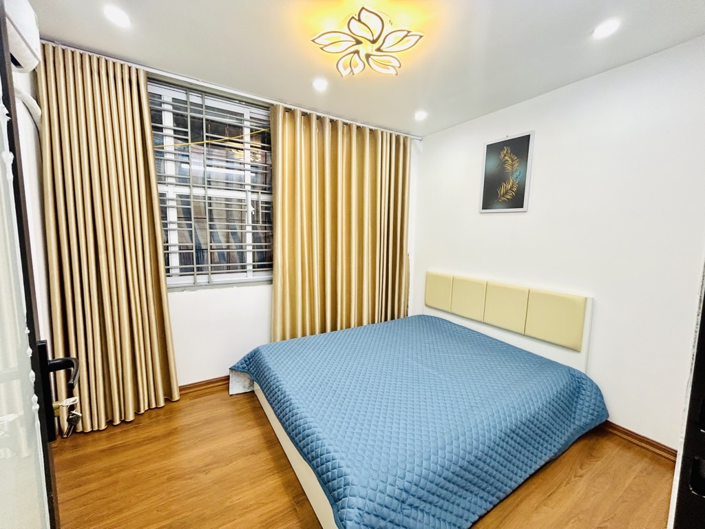 Nhà 4 tầng phố Tân Mai, nội thất mới đầy đủ vào ở ngay