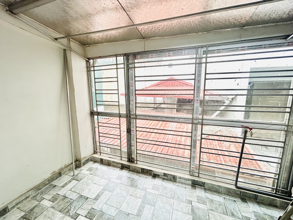 Nhà 4 tầng phố Tân Mai, nội thất mới đầy đủ vào ở ngay