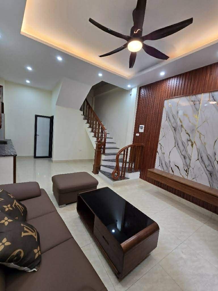 Phú Lương, Hà Đông - 35m2 - Nhà Mới Đầy Đủ Nội Thất 5 Tầng - 5.x Tỷ