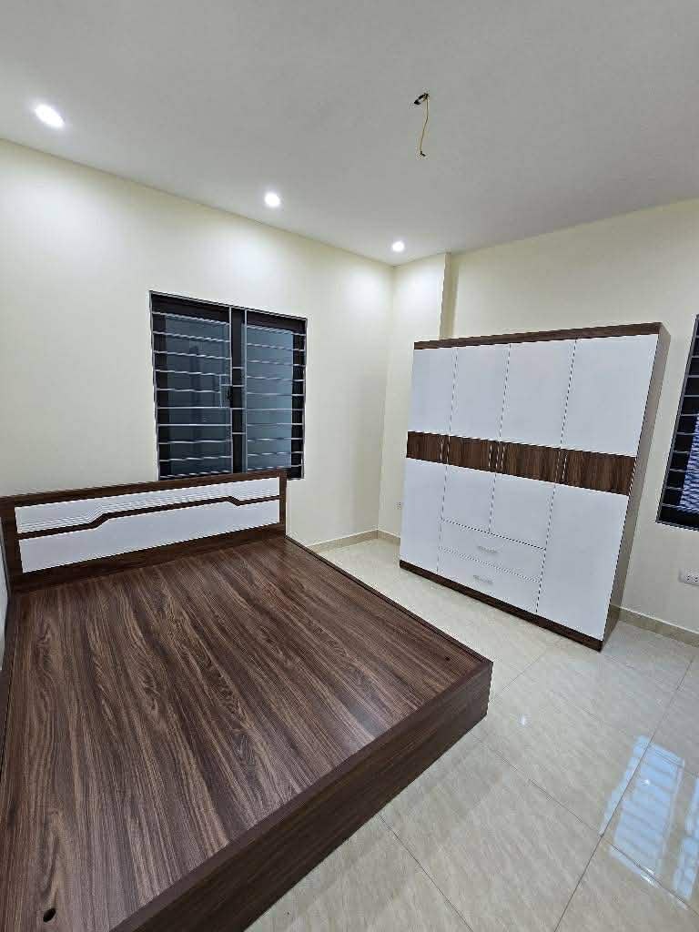 Phú Lương, Hà Đông - 35m2 - Nhà Mới Đầy Đủ Nội Thất 5 Tầng - 5.x Tỷ