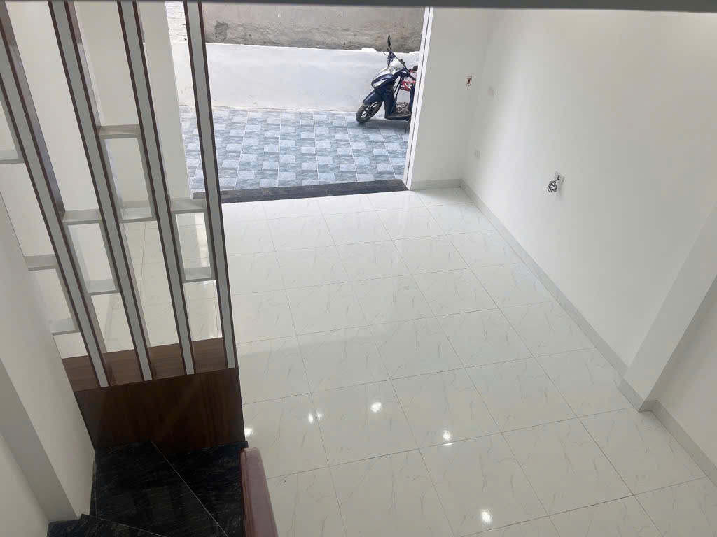 Nhà đẹp Đông La - 2 thoáng - Ô tô sát nhà - Hàng xóm Vành đai 4 chỉ với giá 5.x tỷ