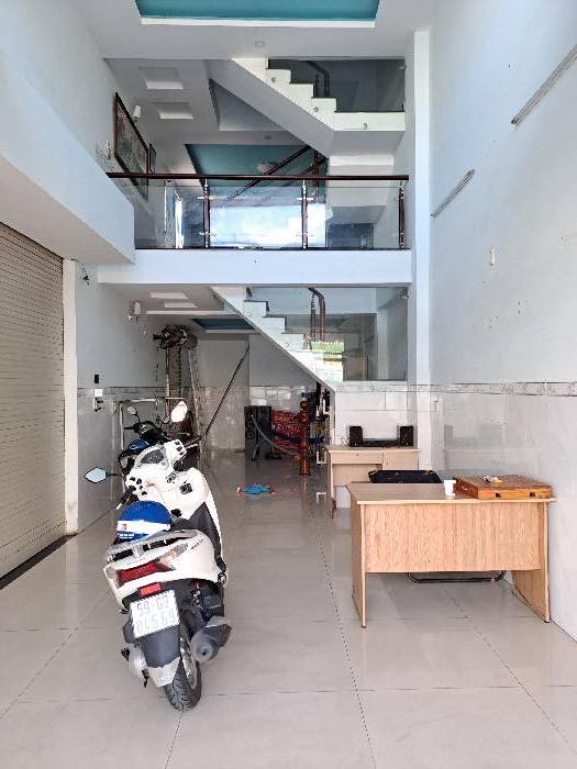 NHÀ 4 TẦNG - ĐƯỜNG NHỰA SẠCH ĐẸP q12