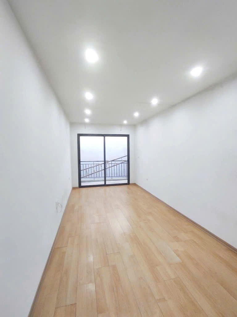 NHÀ ĐẸP THANH XUÂN - GIA CHỦ TÂM HUYẾT - 5 TẦNG - NGÕ 3 GÁC - XÂY MỚI SẴN VỀ Ở NGAY !!