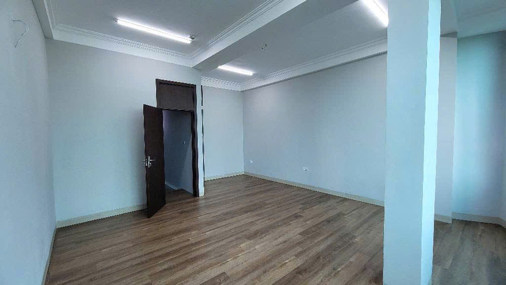 NHÀ ĐẸP PHỐ HIẾM – XÂY MỚI Ở NGAY!