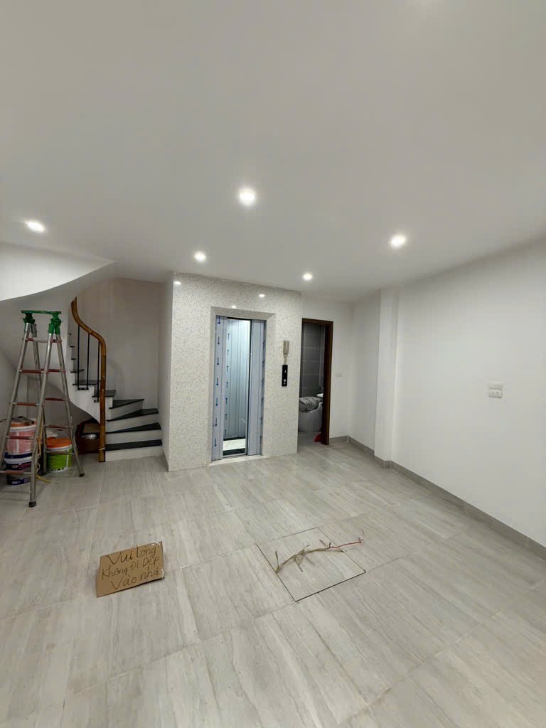 CẦN BÁN NHÀ GẤP KHU VỰC TRUNG TÂM ĐỐNG ĐA