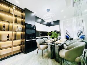 BÁN GẤP NHÀ ĐẠI LỘ THĂNG LONG