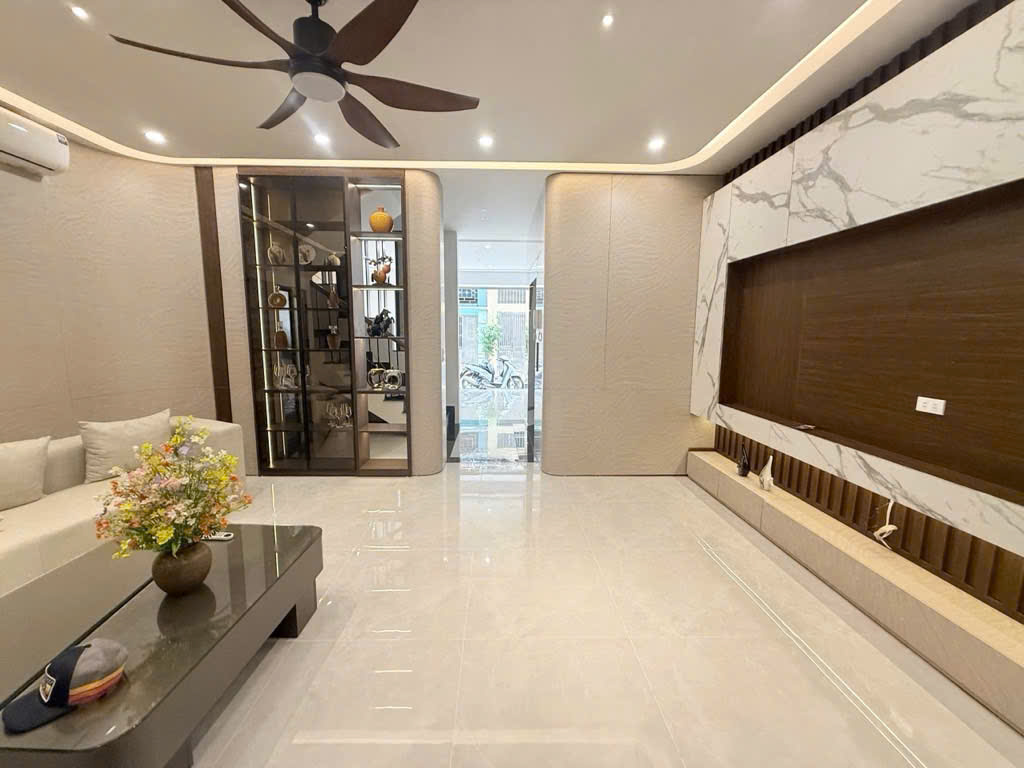 NHÀ ĐẸP MỚI VƯƠNG THỪA VŨ- THANH XUÂN - THANG MÁY- FULL NỘI THẤT 47M 5 TẦNG 13.9 tỷ