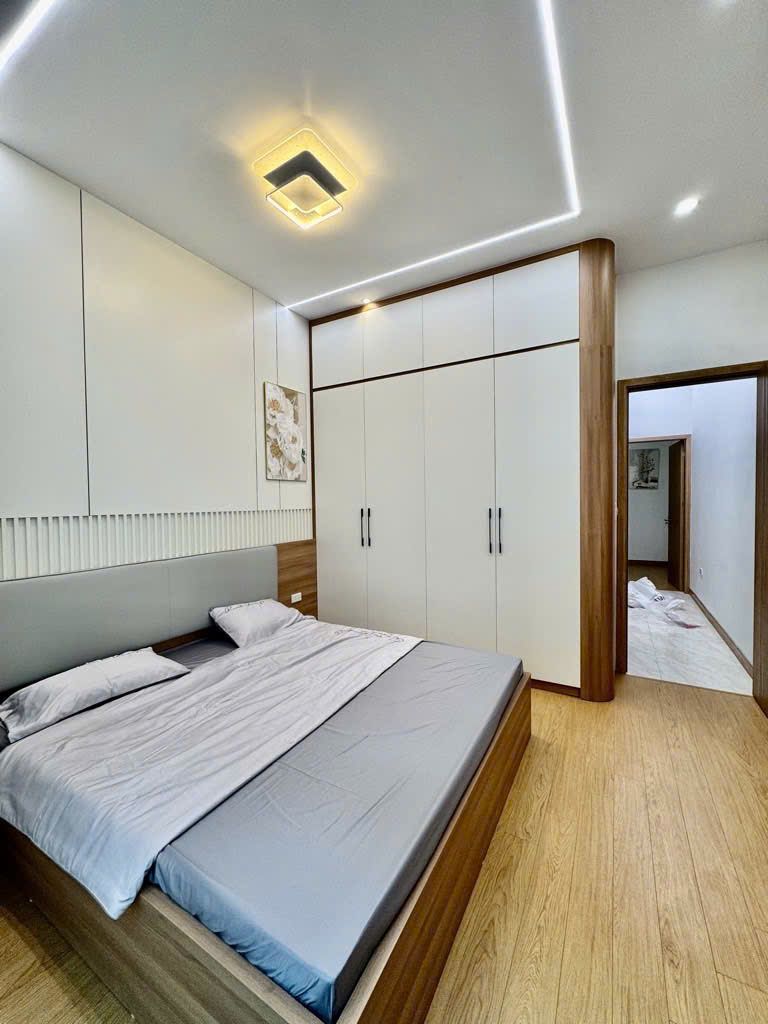 Bán nhà Giáp Nhị – 33m – 5 tầng – 2 mặt thoáng vĩnh viễn – gần ô tô – giá 7.79 tỷ (có thương lượng)