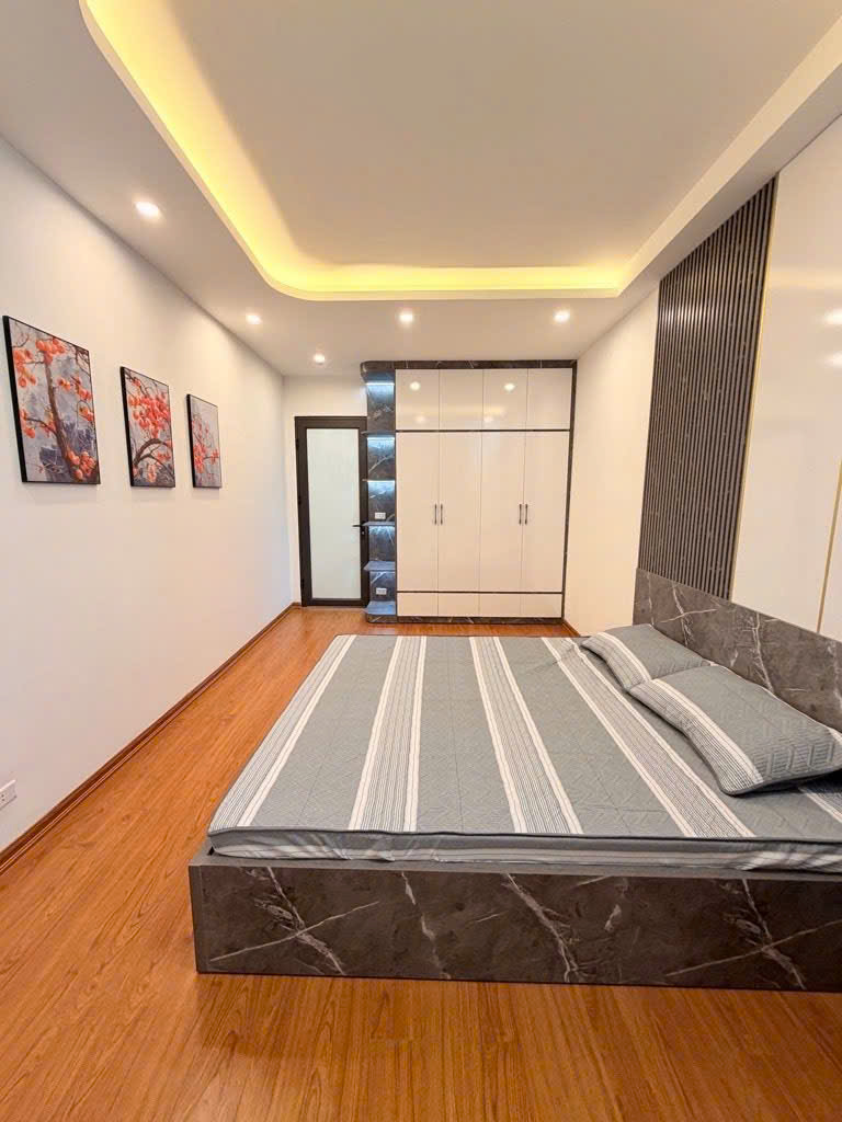 Bán nhà Giáp Nhị – 33m – 5 tầng – 2 mặt thoáng vĩnh viễn – gần ô tô – giá 7.79 tỷ (có thương lượng)