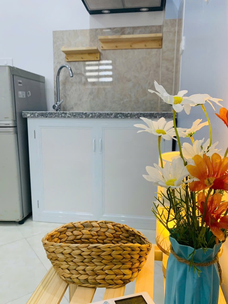 Bán gấp nhà CỔ NHUẾ 5 tầng cho thuê 33 triệu /tháng