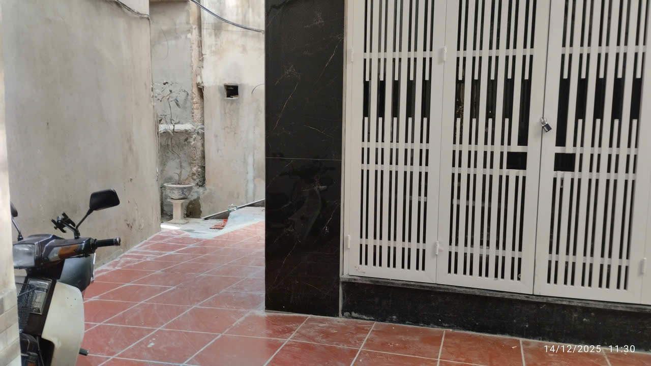 BÁN NHÀ  KIM NGƯU, TRẦN KHÁT CHÂN, NHÀ ĐẸP Ở LUÔN, Thang Máy, 5 TẦNG, 43 M2, 13,6 TỶ