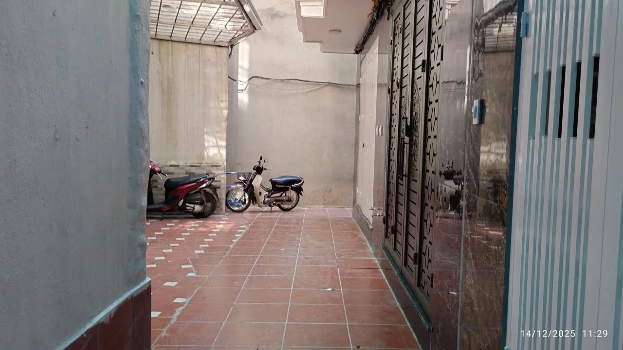 BÁN NHÀ  KIM NGƯU, TRẦN KHÁT CHÂN, NHÀ ĐẸP Ở LUÔN, Thang Máy, 5 TẦNG, 43 M2, 13,6 TỶ