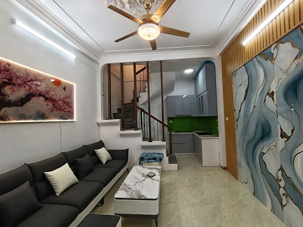 Siêu đẹp trời ơi, TT Tân Mai 29 m2, 5 tầng 4 ngủ đủ nội thất gần 6 đồng