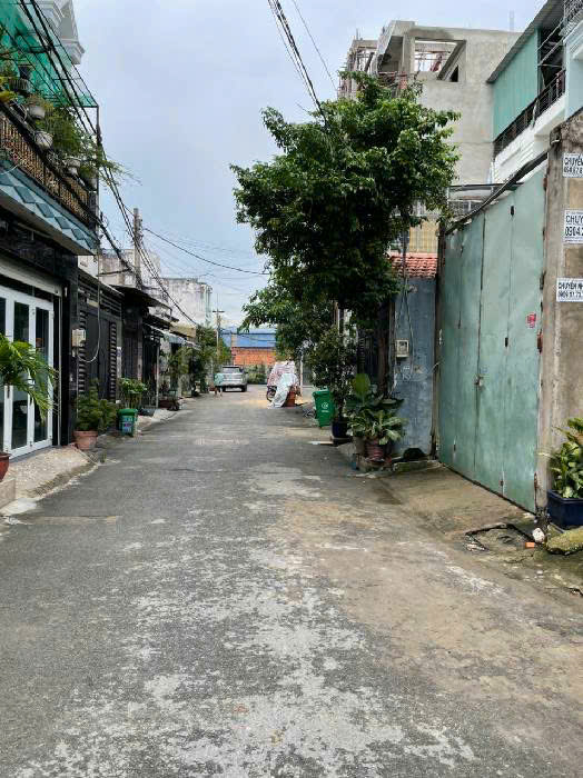 Bán nhà 2 tầng hẻm 4m