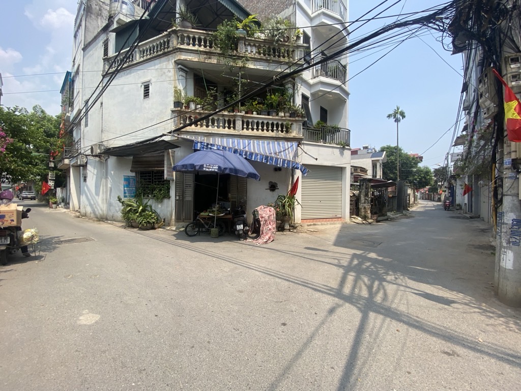 SÀI ĐỒNG, KHU PHÂN LÔ CÁN BỘ QUÂN ĐỘI, ĐƯỜNG 6M VUÔNG BÀN CỜ, DIỆN TÍCH 46 M2 NHÀ XÂY 3 TẦNG