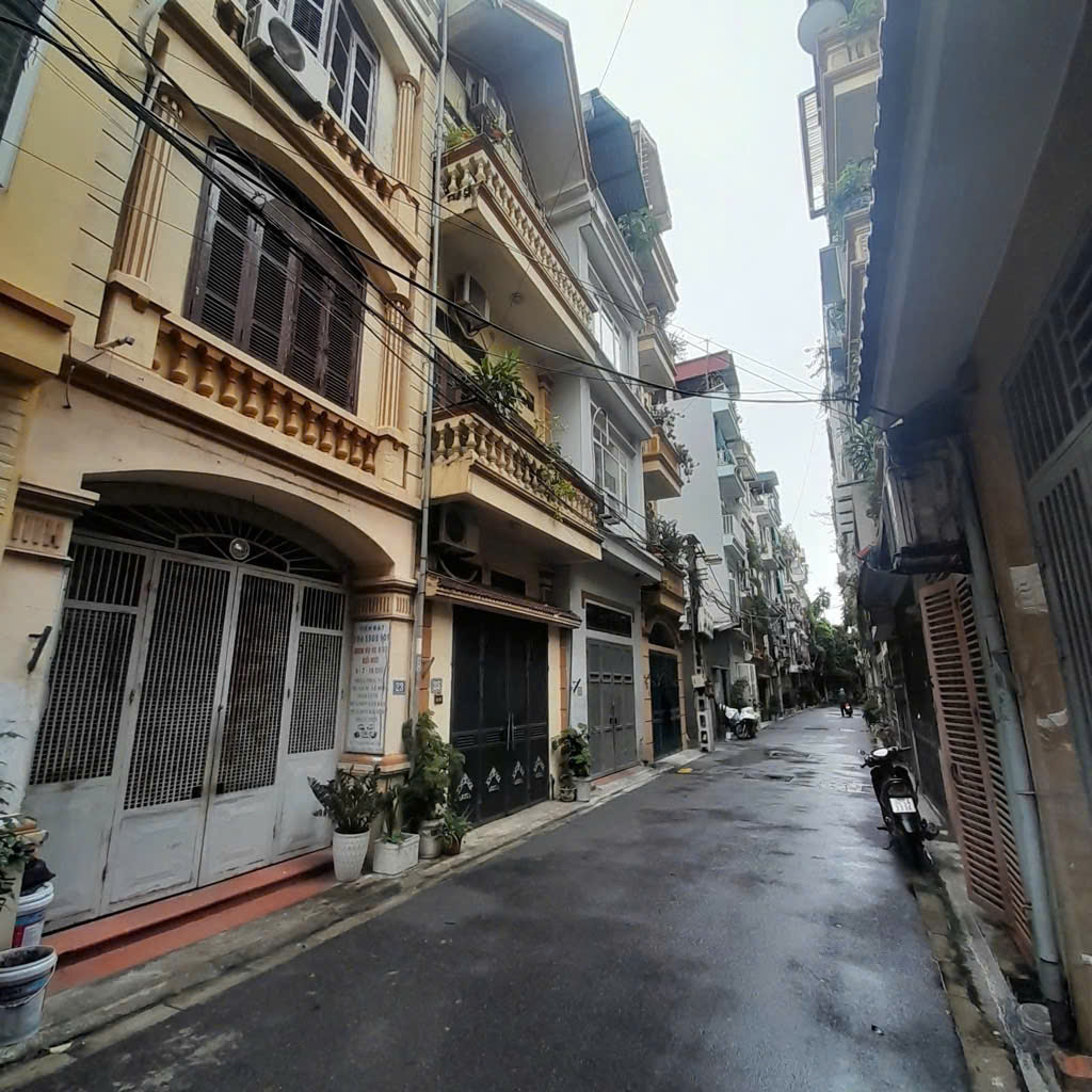 SÀI ĐỒNG, KHU PHÂN LÔ CÁN BỘ QUÂN ĐỘI, ĐƯỜNG 6M VUÔNG BÀN CỜ, DIỆN TÍCH 46 M2 NHÀ XÂY 3 TẦNG