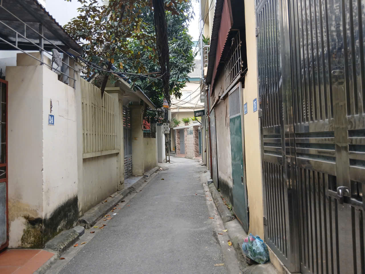 CHU HUY MÂN, NHÀ 5 TẦNG THANG MÁY, DIỆN TÍCH 70 M2 MẶT TIỀN 3,5 M , NGÕ Ô TÔ, THÔNG, GIÁ 210 TRIỆU/M2