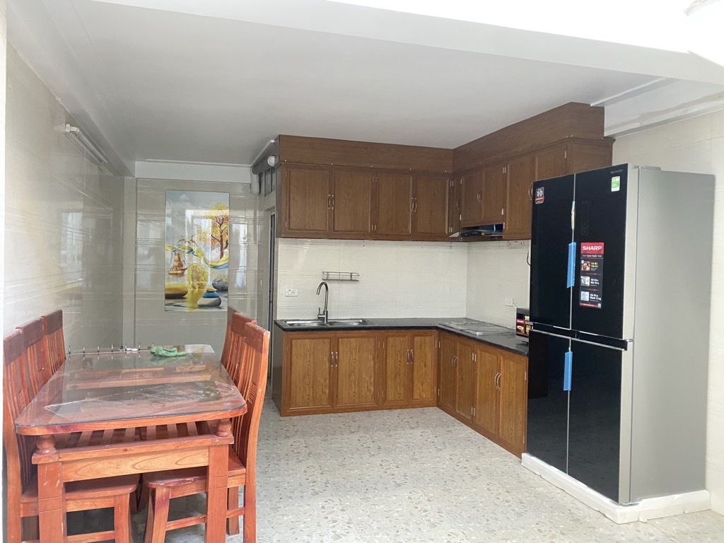 PHỐ GIANG BIÊN, VIỆT HƯNG NHÀ 4 TẦNG FULL NỘI THẤT, MT 4M, ĐT 30 M, Ô TÔ CÁCH NHÀ 15 M GIÁ 6,4 TỈ