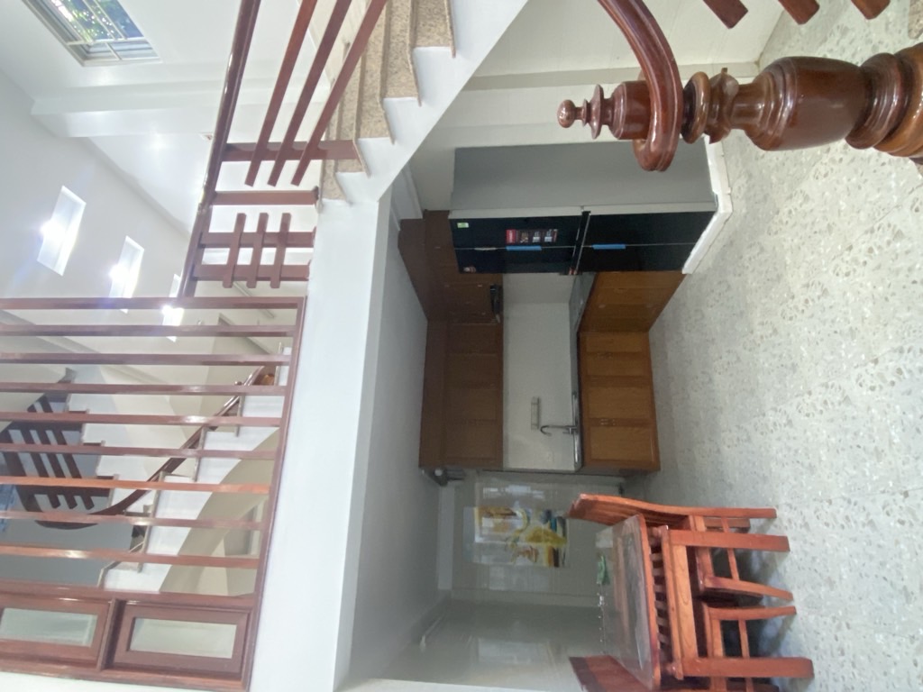 PHỐ GIANG BIÊN, VIỆT HƯNG NHÀ 4 TẦNG FULL NỘI THẤT, MT 4M, ĐT 30 M, Ô TÔ CÁCH NHÀ 15 M GIÁ 6,4 TỈ