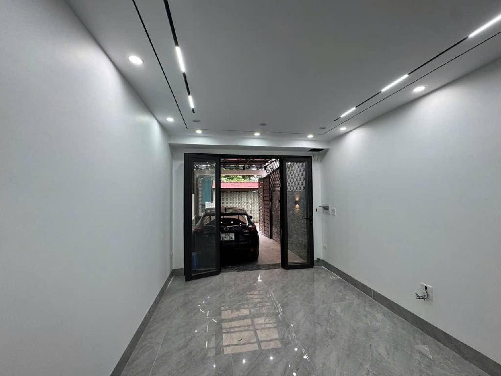 Chu Huy Mân, 70M2 Ô TÔ thông, 5 tầng TM, 14,6 TỶ
