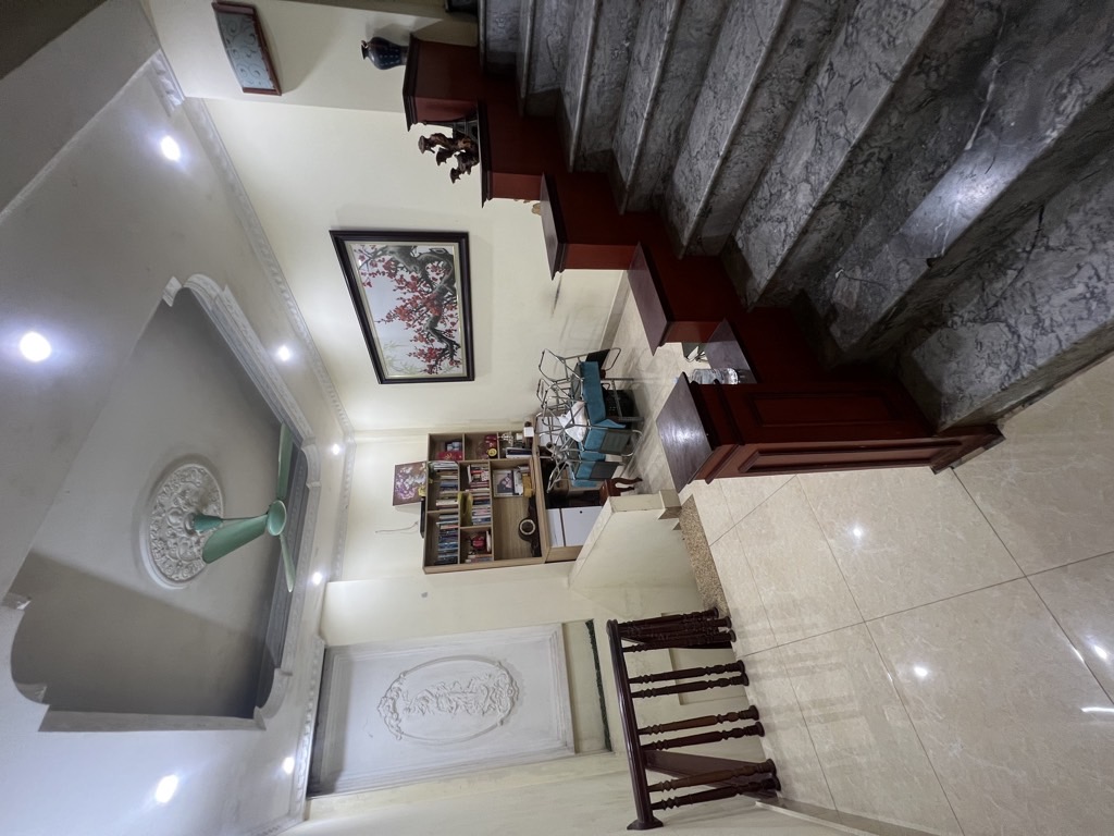 HOA LÂM, 42M2 NHÀ 5 TẦNG KIÊN CỐ, NGÕ Ô TÔ THÔNG, VỊ TRÍ CỰC ĐẸP, GIÁ 9,5 TỶ