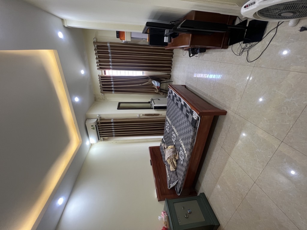 HOA LÂM, 42M2 NHÀ 5 TẦNG KIÊN CỐ, NGÕ Ô TÔ THÔNG, VỊ TRÍ CỰC ĐẸP, GIÁ 9,5 TỶ