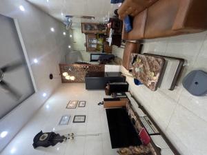 HOA LÂM, 42M2 NHÀ 5 TẦNG KIÊN CỐ, NGÕ Ô TÔ THÔNG, VỊ TRÍ CỰC ĐẸP, GIÁ 9,5 TỶ